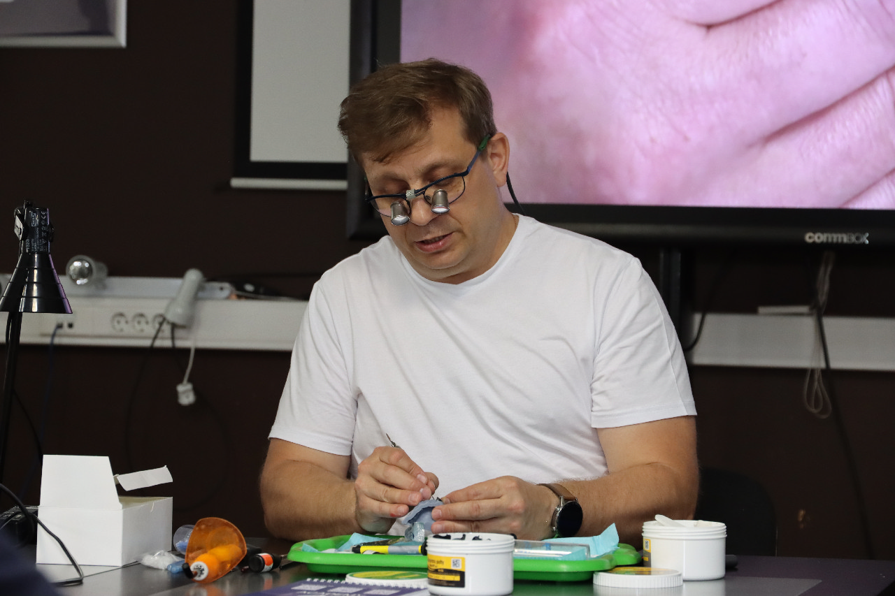 Прямые композитные виниры. Полный алгоритм и немного больше