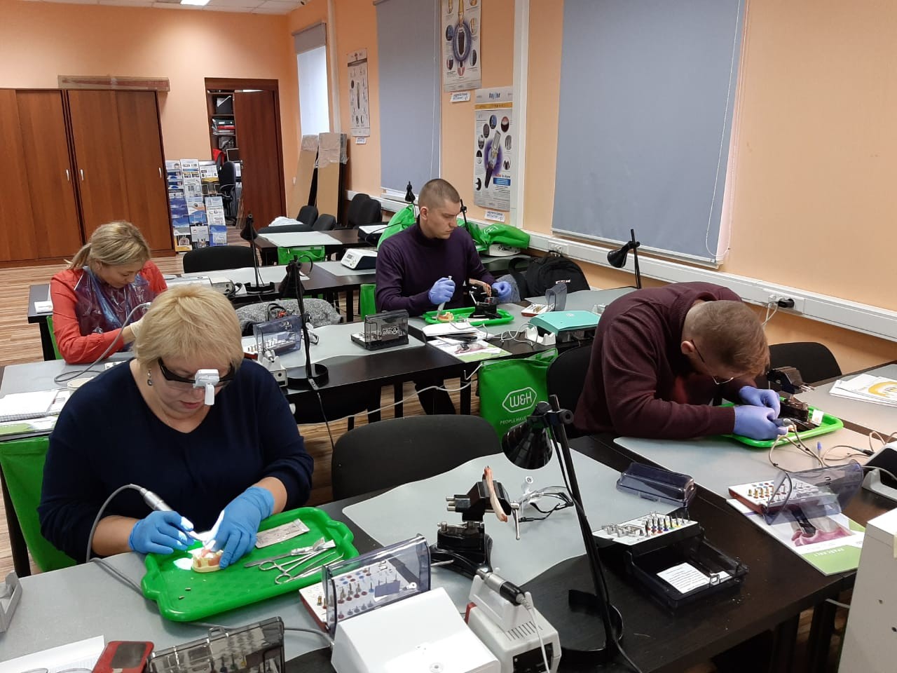 Фундаментальный курс по имплантации. Практическая сессия 19 сентября 2020