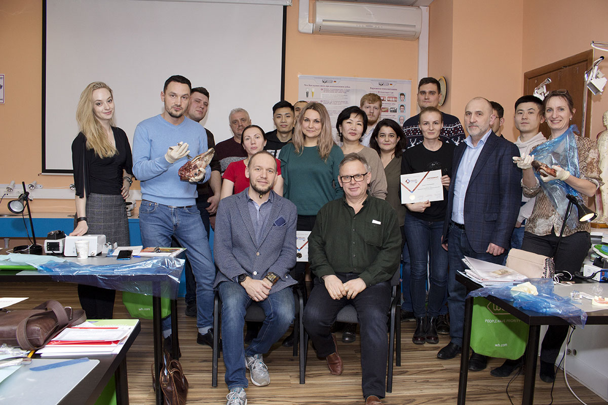 Атравматичное удаление зубов и методики наложения швов. 21.01.2020