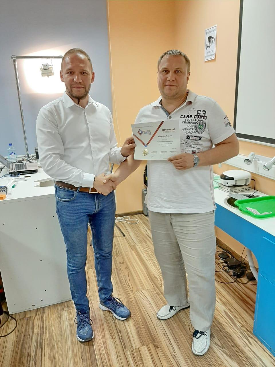 Атравматичное удаление зубов и методики наложения швов. Пост-релиз офлайн курса 23 июня.