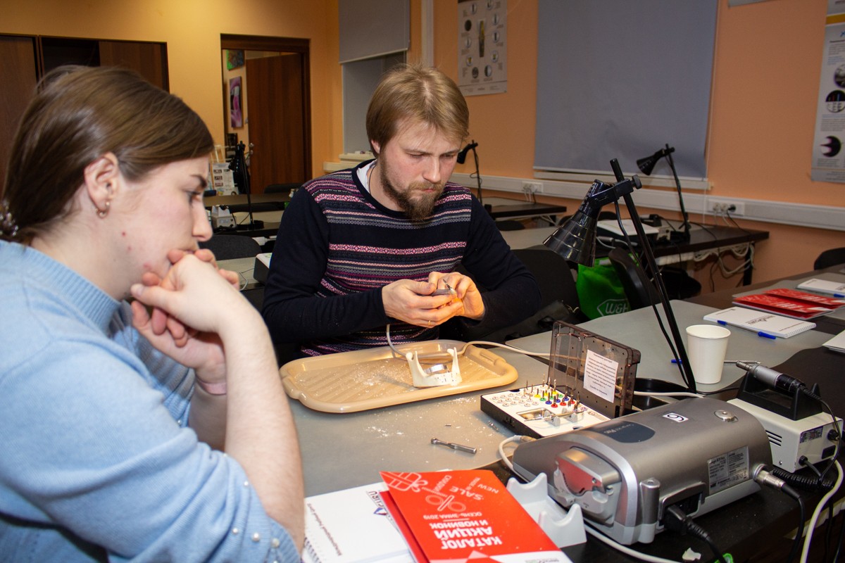 Стоматологическая реабилитация с помощью ангулированных имплантатов. 5 февраля 2020, Данилов Александр Алексеевич