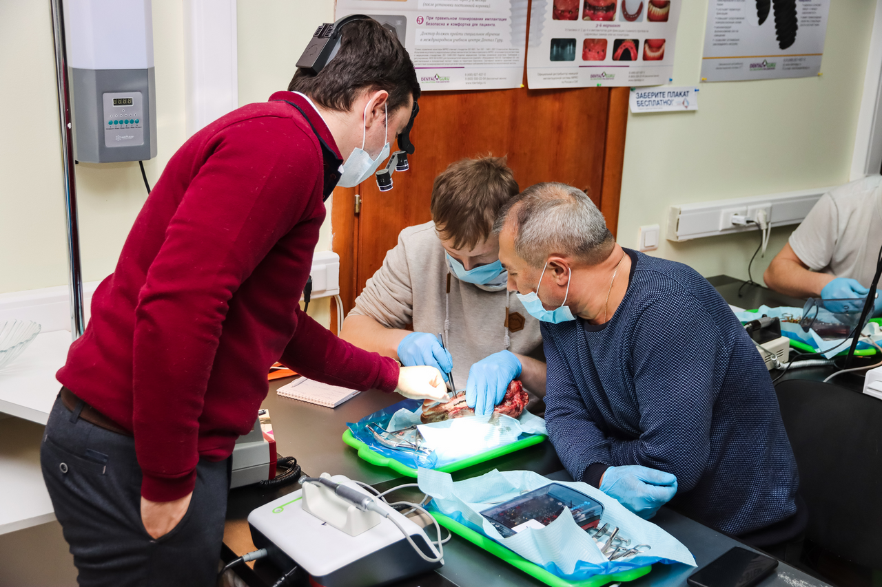 Виталий Панцулая: одномоментная имплантация и немедленная нагрузка