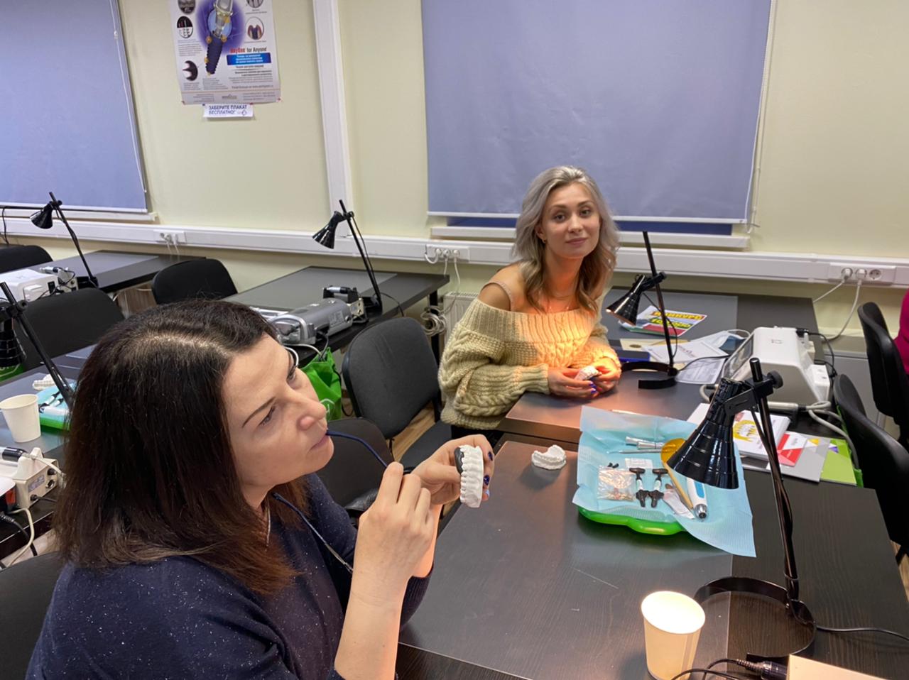 Прямые композитные виниры. Полный алгоритм и немного больше. Пост-релиз 3 марта 2021