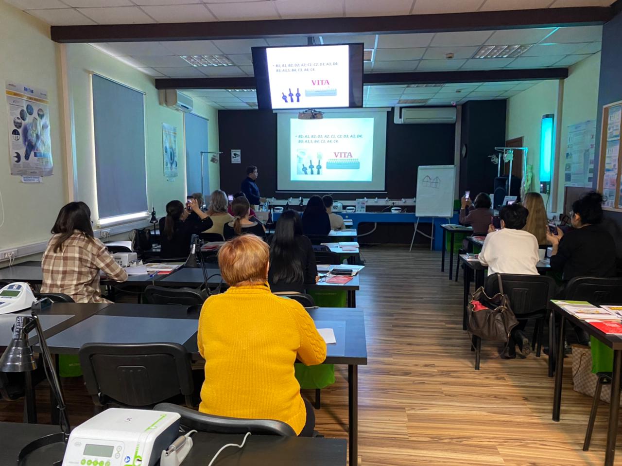 Прямые композитные виниры. Полный алгоритм и немного больше. Пост-релиз 3 марта 2021