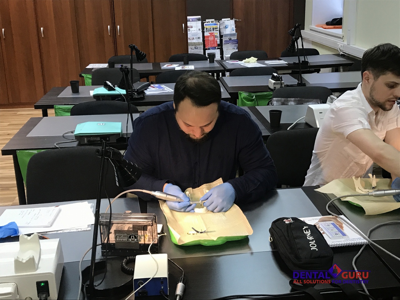 25.06.2021 Стоматологическая реабилитация с помощью ангулированных имплантатов. Имплантация на 4-х имплантатах. Физиологическое и анатомическое обоснование