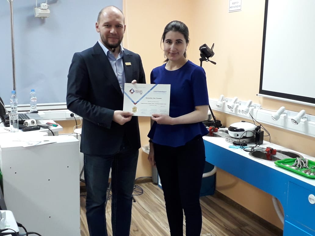 Атравматичное удаление зубов и методики наложения швов