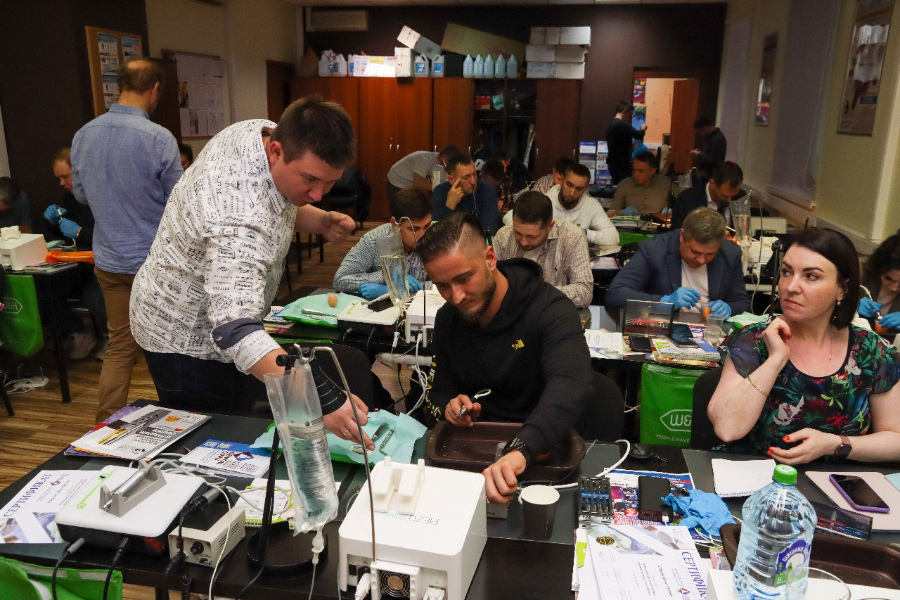 Продвинутый курс по имплантации: костная пластика и синус-лифтинг 13-14 сентября