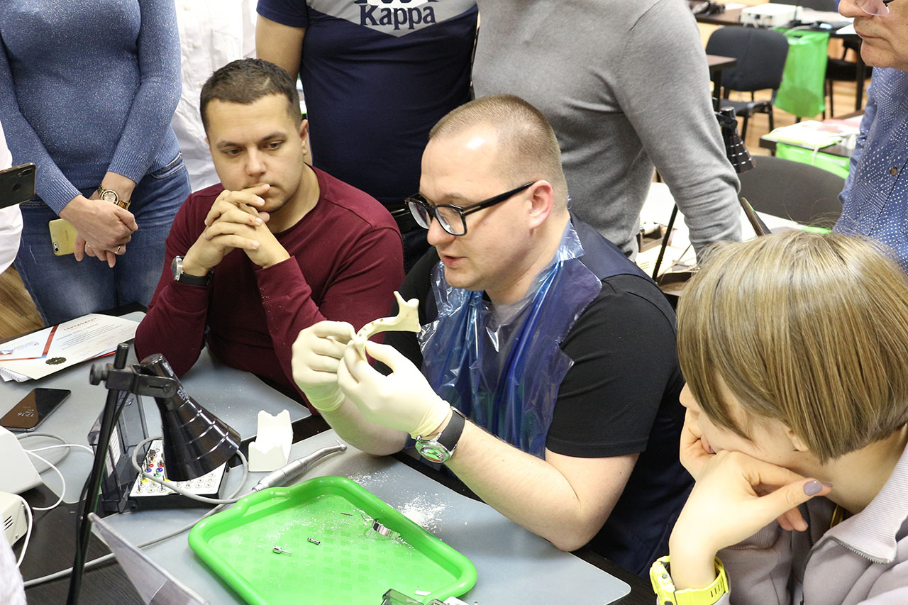 Стоматологическая реабилитация с помощью ангулированных имплантатов. Пост-релиз 4 декабря