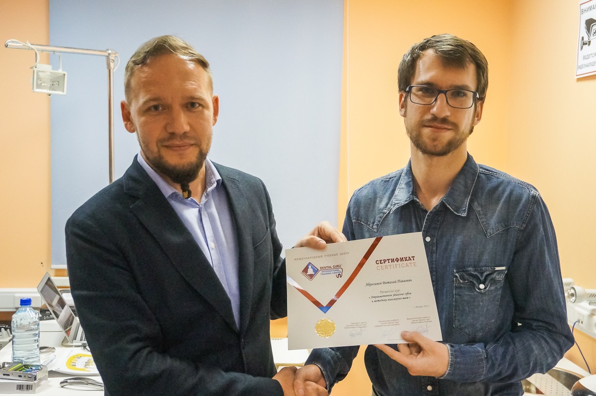 Атравматичное удаление зубов и методики наложения швов. Курс Камиля Наильевича Хабиева, 6 октября