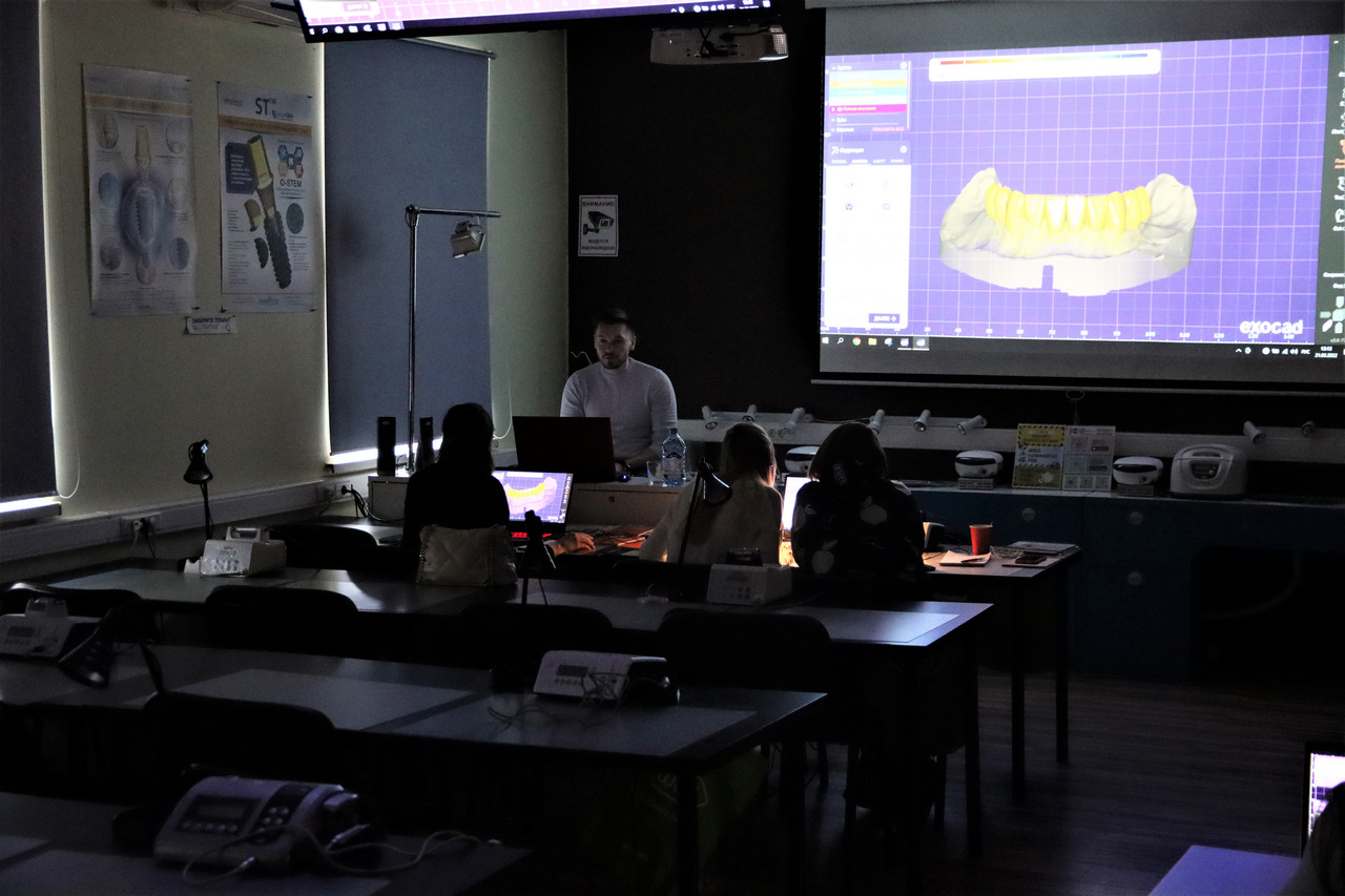 Продвинутый курс R2Gate+ExoCAD. Практика на беззубой челюсти