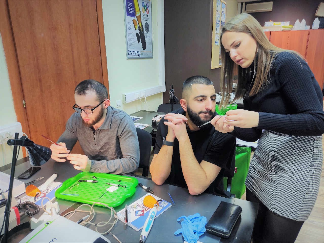 Прямые методы реставраций жевательной группы зубов