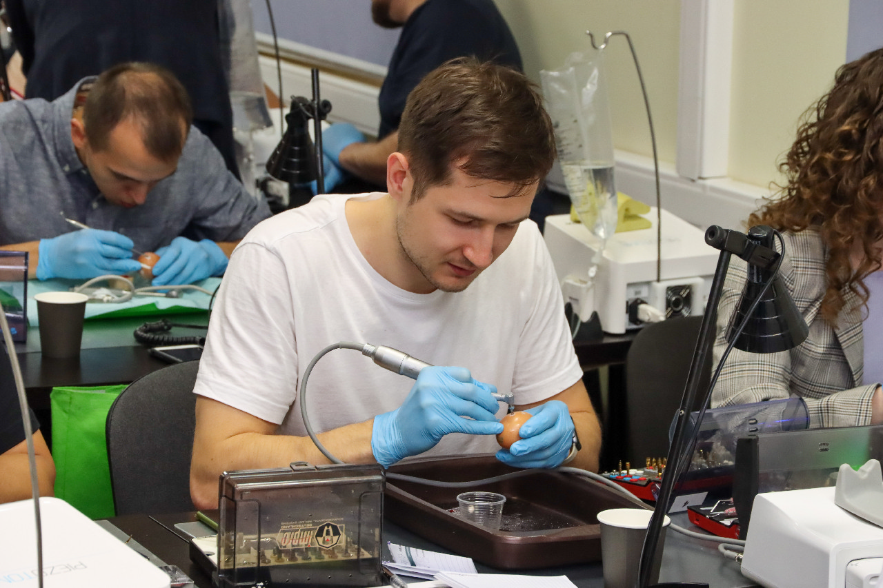 Продвинутый курс по имплантации. Костная пластика и синус-лифтинг