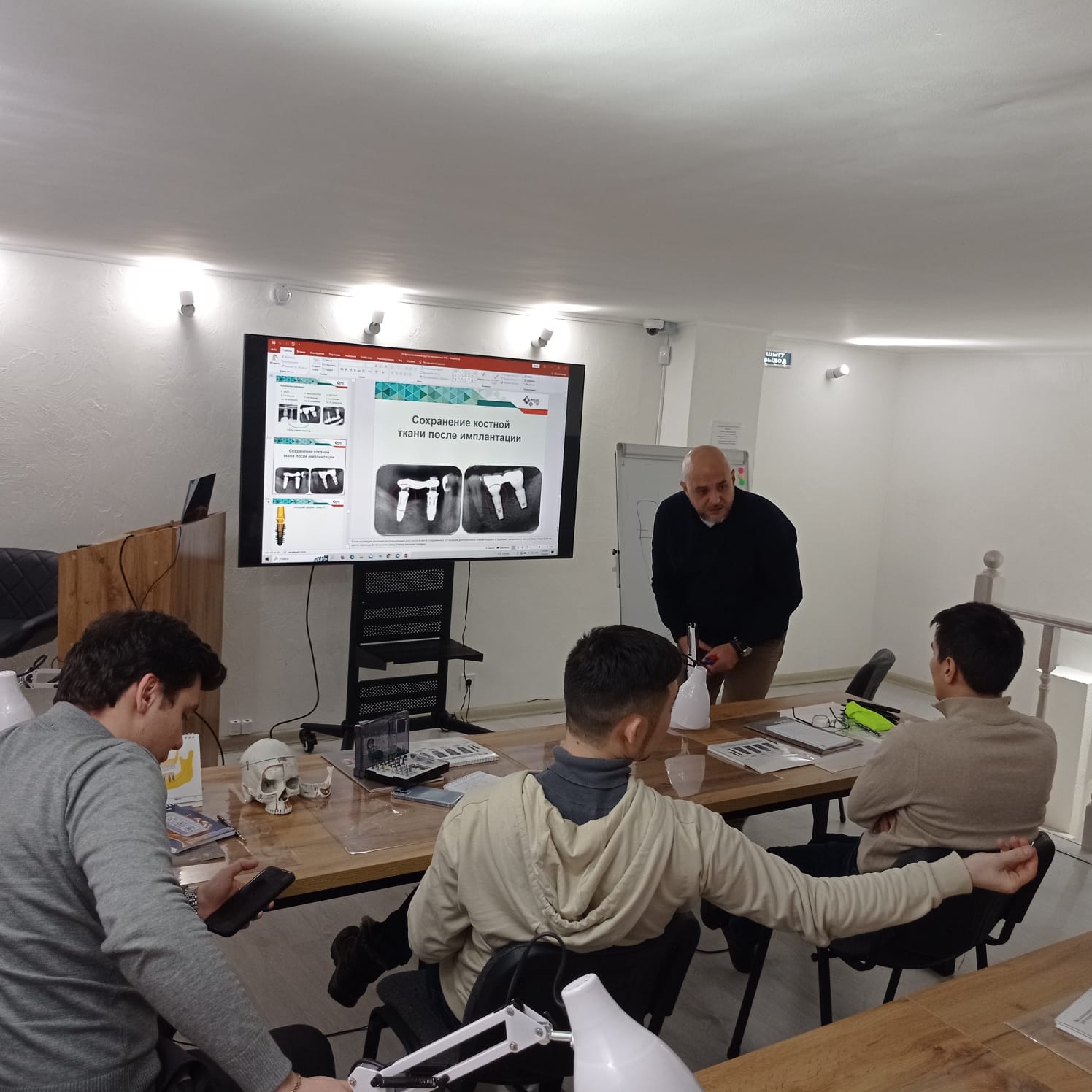 Пост-релиз с базового курса по имплантации в Астане