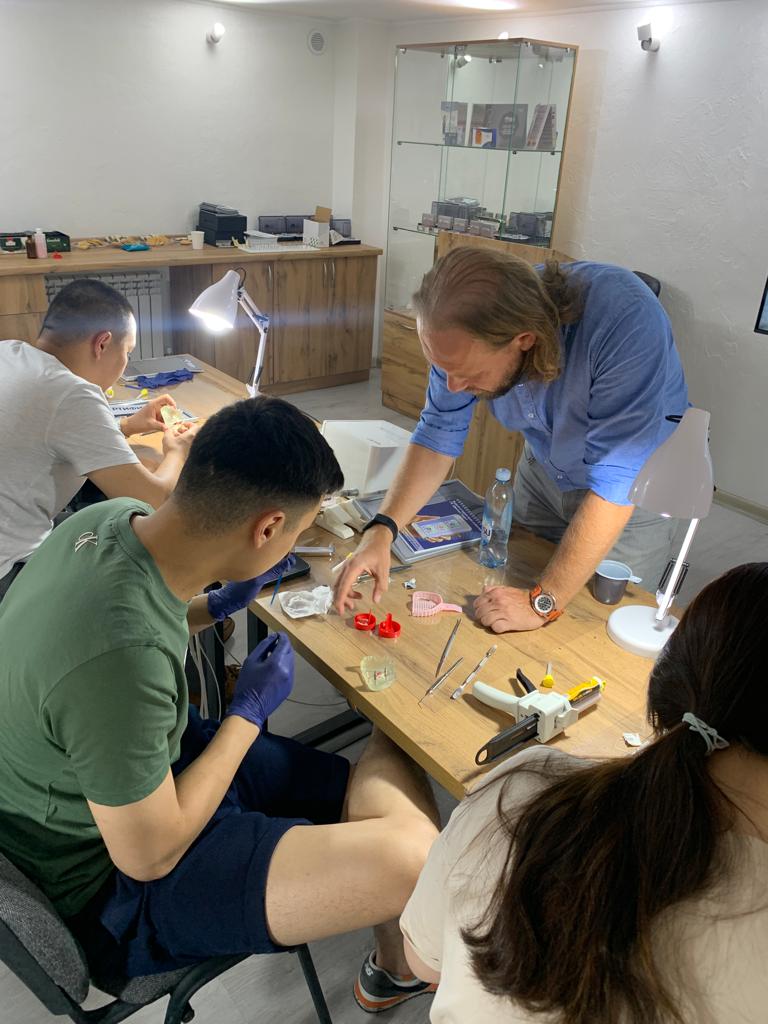 Астана 24-25 июля: Фундаментальный курс по имплантации