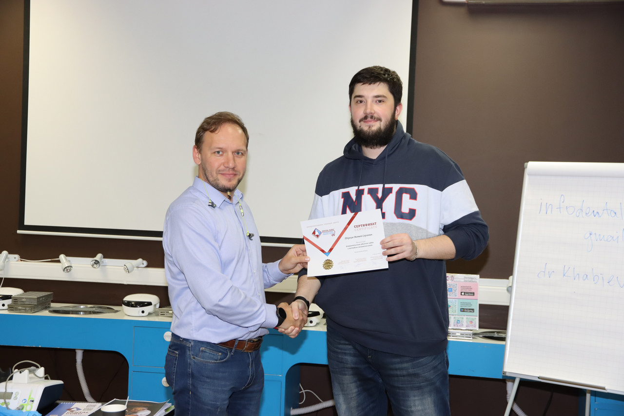 Атравматичное удаление зубов и методики наложения швов