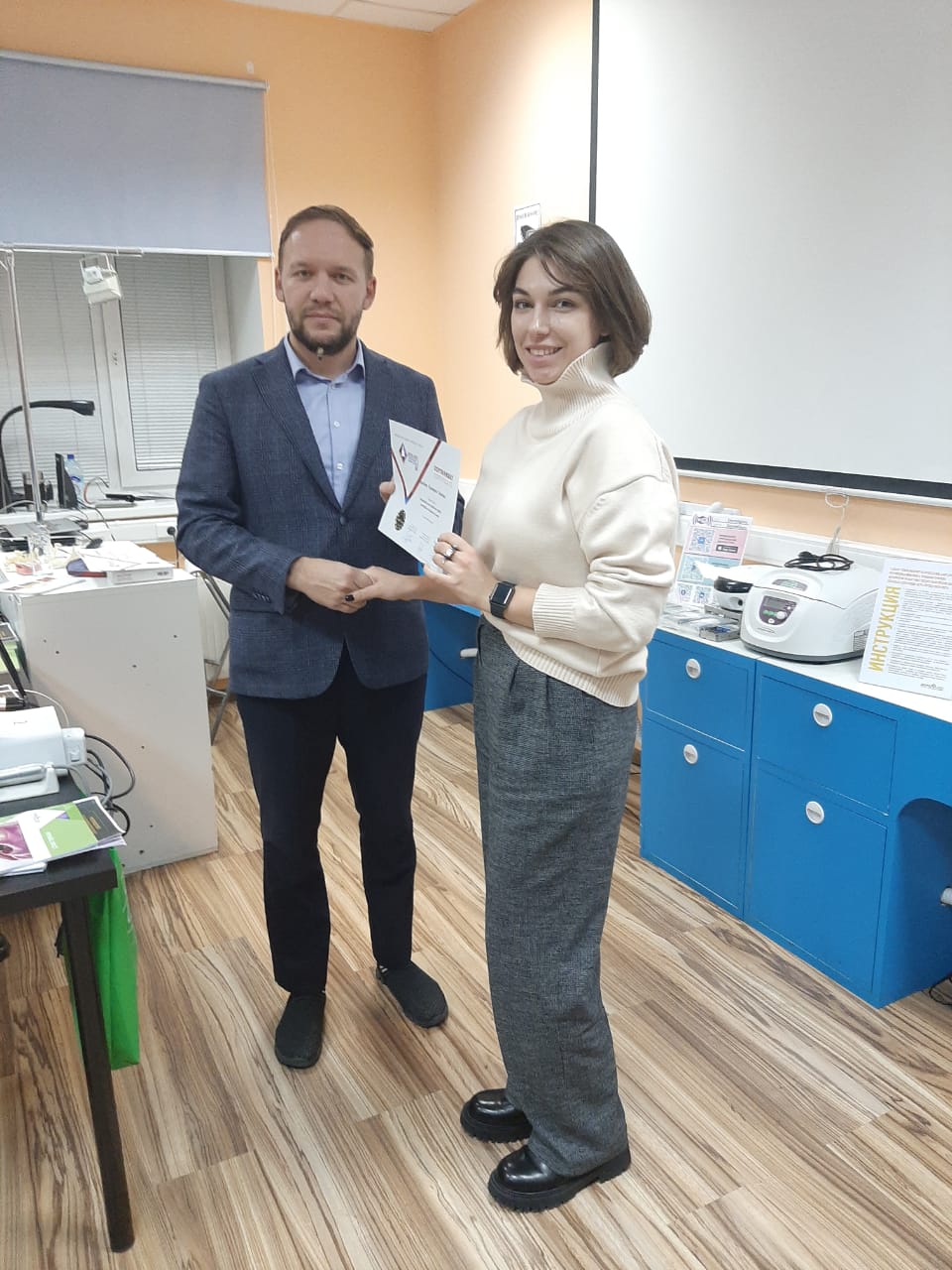 Атравматичное удаление зубов и методики наложения швов. Пост-релиз 11.12.20