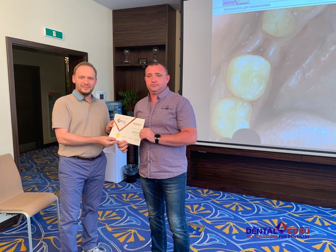 Атравматичное удаление зубов и методики наложения швов