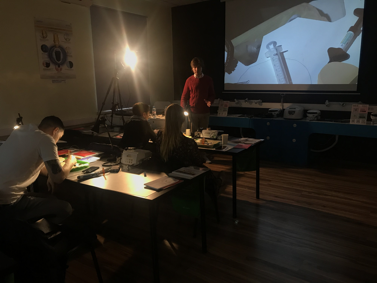 Пост-релиз 15 мая: Прямые реставрации повышенной прочности