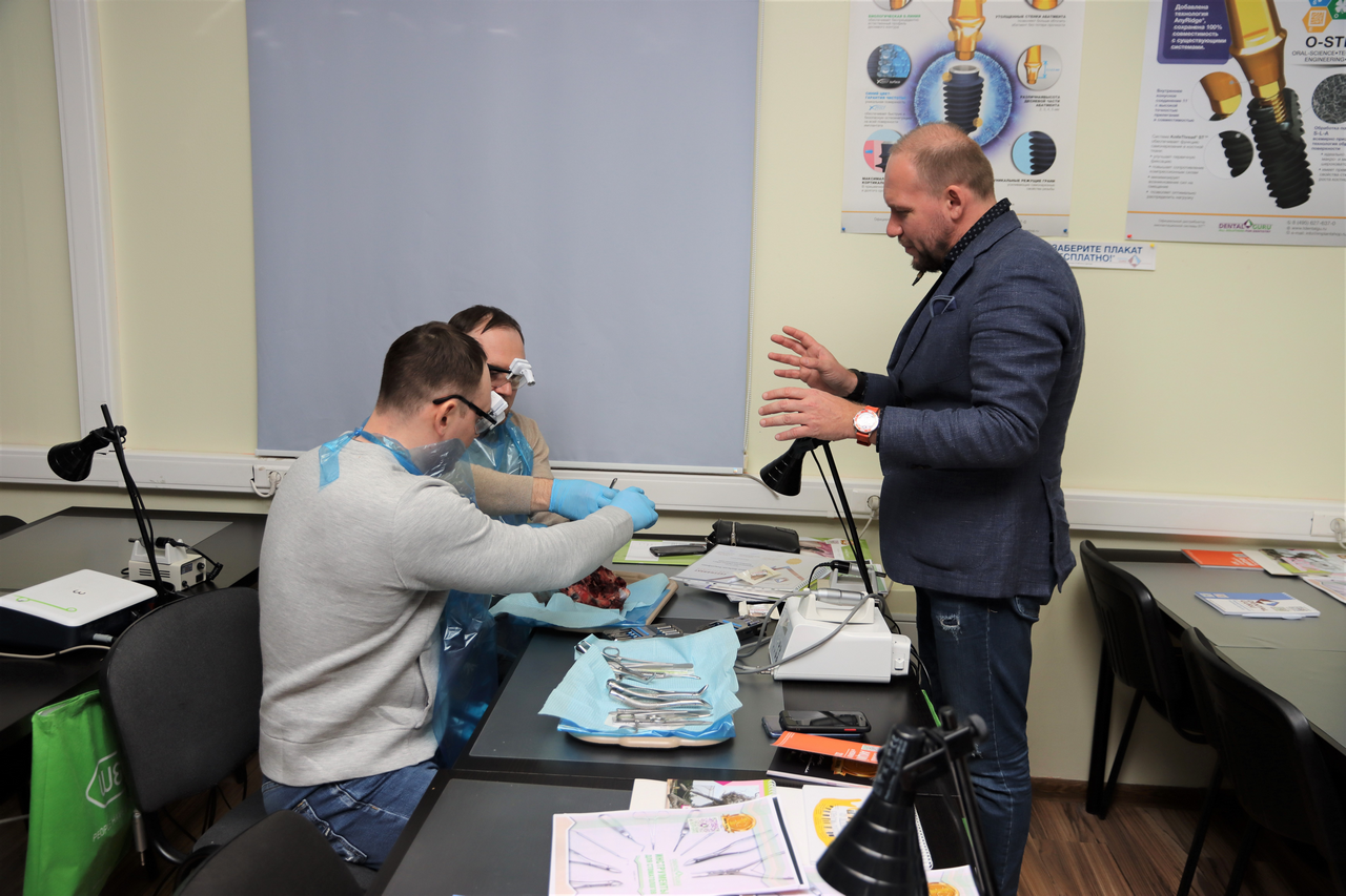 Атравматичное удаление зубов и методики наложения швов 26.01.22