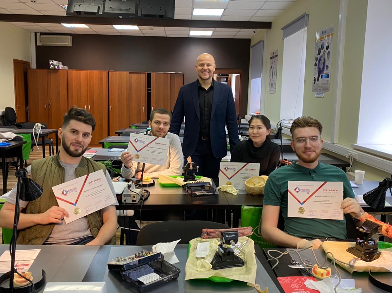 Фундаментальный курс по имплантации. Практическая сессия. Пост-релиз 20 апреля