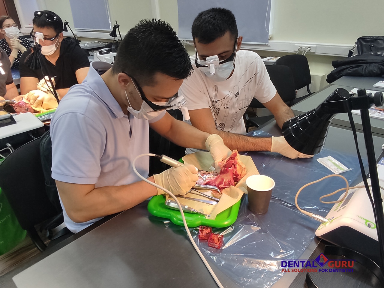 Атравматичное удаление зубов и методики наложения швов. Пост-релиз 3 августа 2021