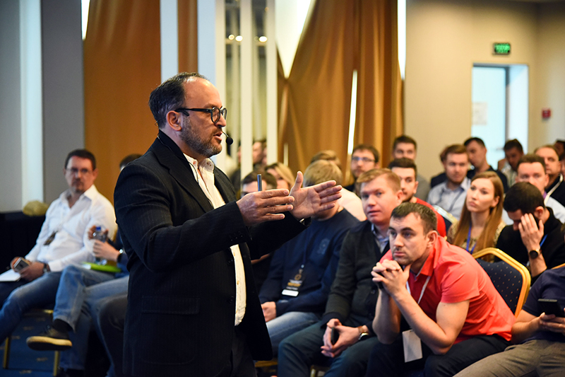 26 октября 2019, Екатеринбург: финальный аккорд Road Show Ховарда Глюкмана