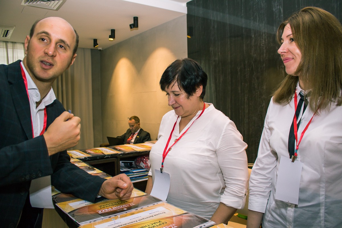 Большой Московский Имплантологический Конгресс с Ховардом Глюкманом 17 октября