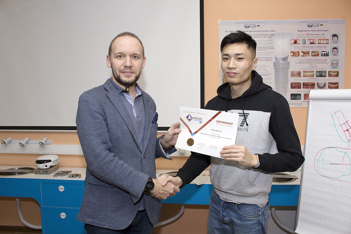 Атравматичное удаление зубов и методики наложения швов. 21.01.2020