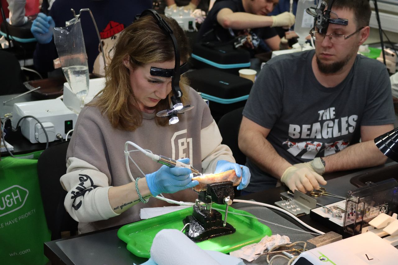 Продвинутый курс по имплантации: костная пластика и синус-лифтинг