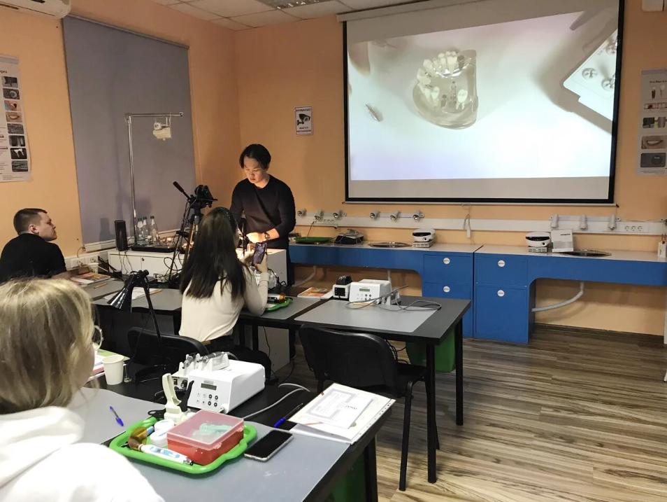 Базовый курс по имплантации, 18-19 января 2020г.