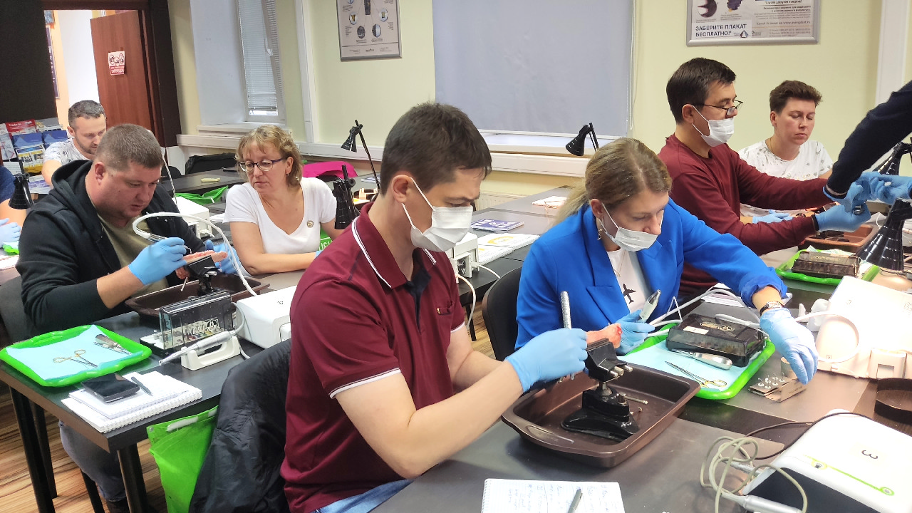 Продвинутый курс по имплантации. Костная пластика и синус-лифтинг