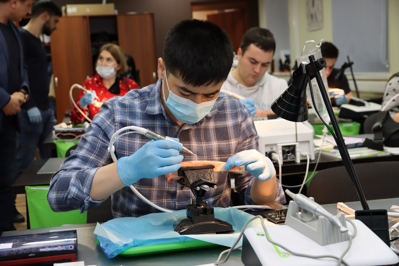 Продвинутый курс по имплантации 10-11 февраля