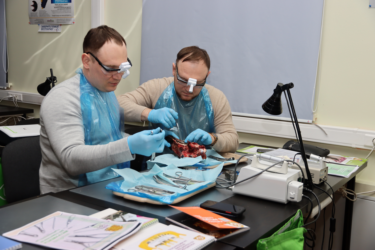 Атравматичное удаление зубов и методики наложения швов 26.01.22