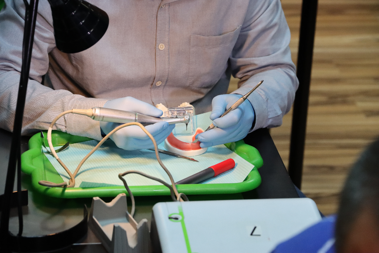 Экспертный курс по тотальной имплантации и протезированию при полном отсутствии зубов