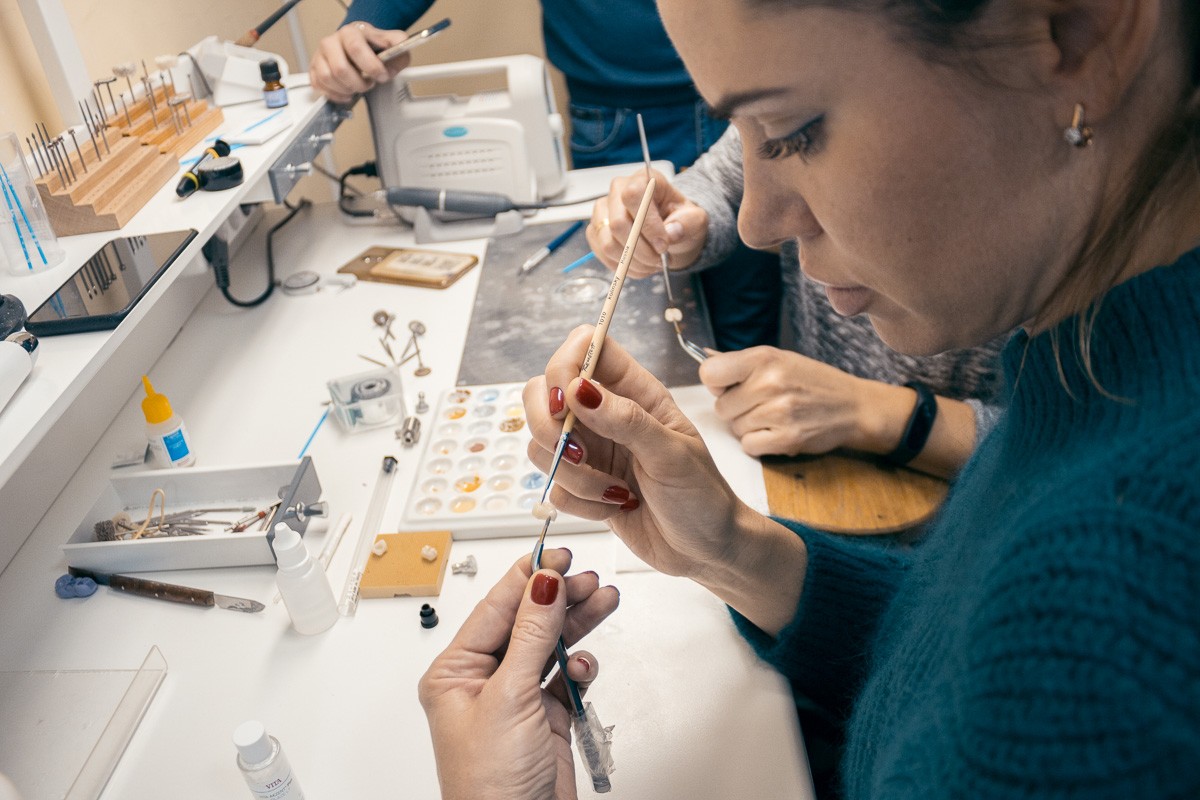 Создание цельнокерамической реставрации в полной анатомии по CAD/CAM с окрашиванием. 8 октября, Станислав Белоус