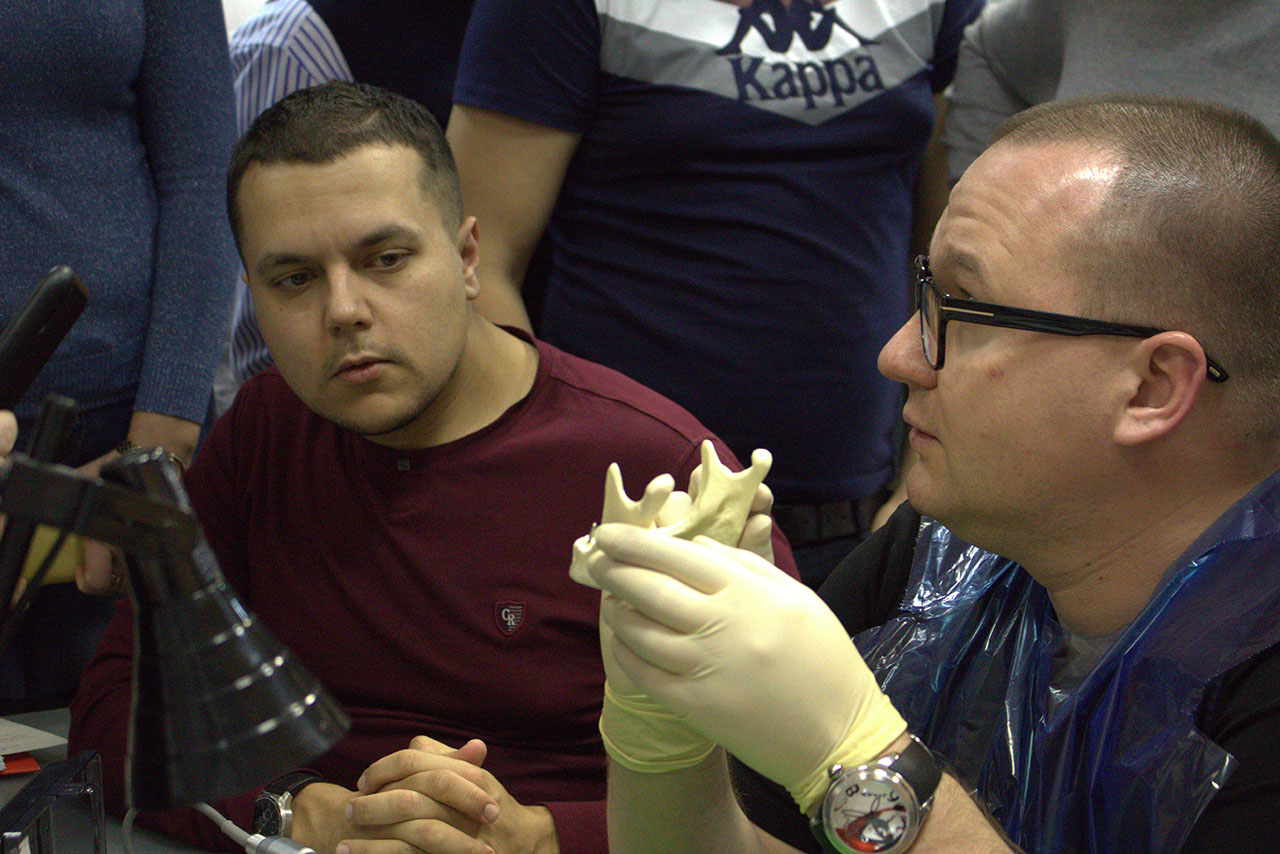 Стоматологическая реабилитация с помощью ангулированных имплантатов. Пост-релиз 4 декабря