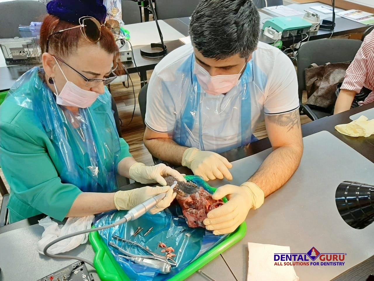 Курс Виталия Панцулая "Одномоментная имплантация и немедленная нагрузка" 2 июля