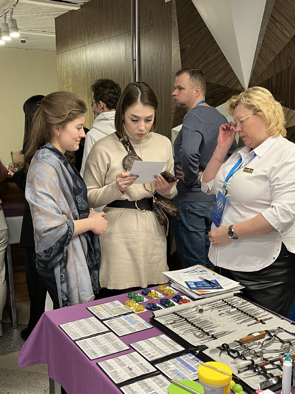 EIGHTEETH DENTAL CONGRESS