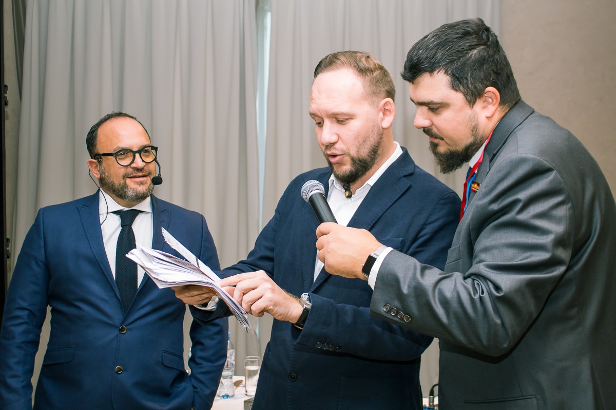 Большой Московский Имплантологический Конгресс с Ховардом Глюкманом 17 октября