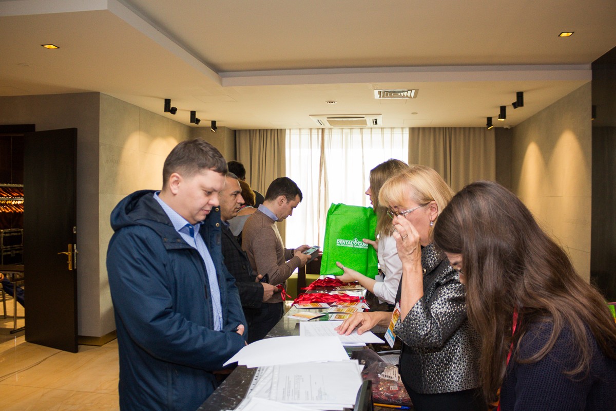 Большой Московский Имплантологический Конгресс с Ховардом Глюкманом 17 октября