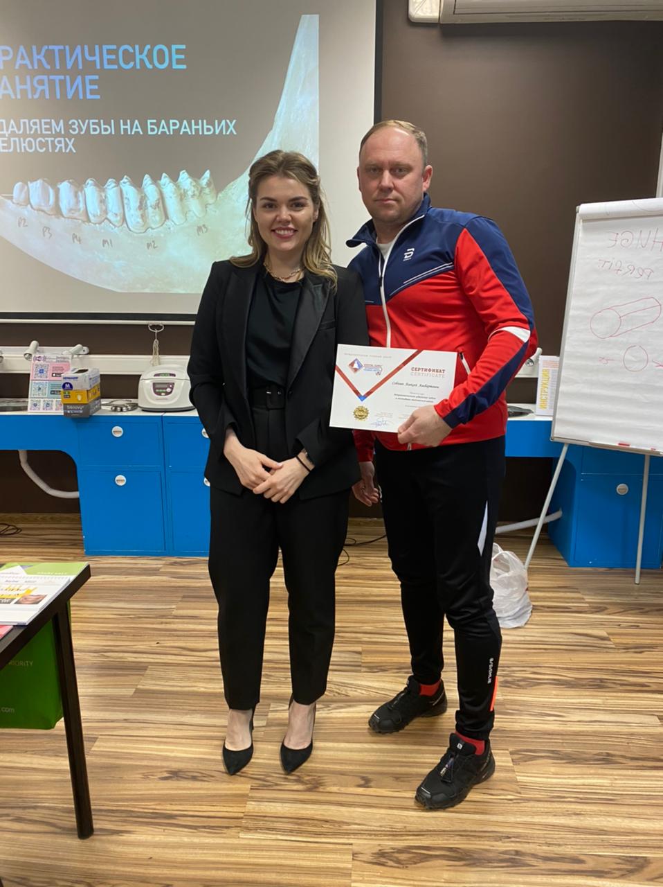 Атравматичное удаление зубов и методики наложения швов. Пост-релиз 09.04.21