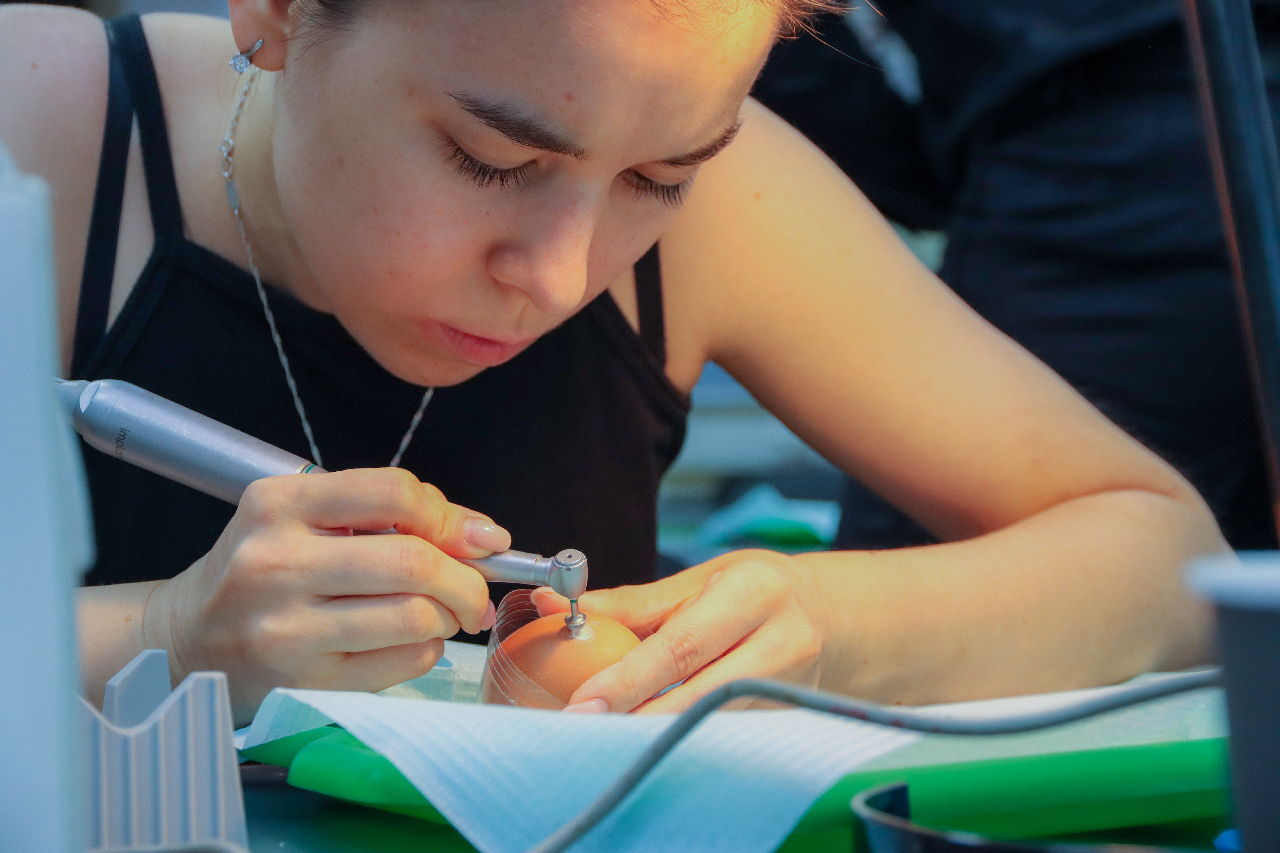 Продвинутый курс по имплантации