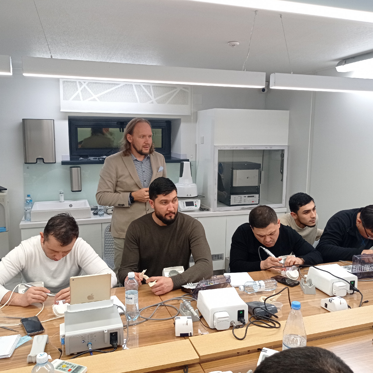 "Все-на-4" и "Все-на-6" для экспертов. Осложнения при имплантологическом лечении