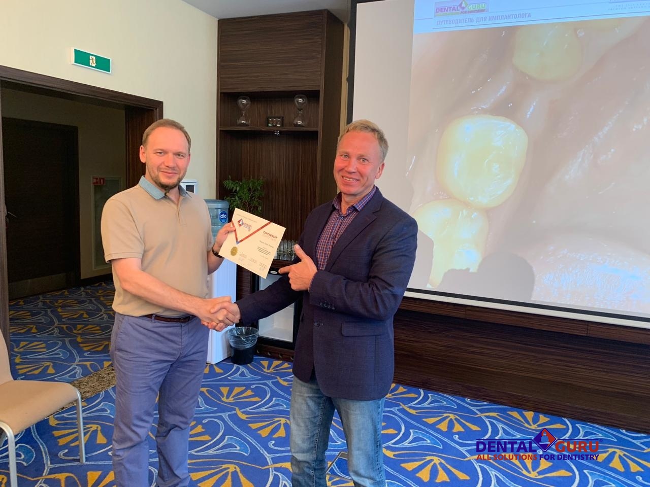 Атравматичное удаление зубов и методики наложения швов