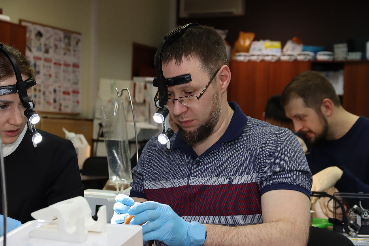 Продвинутый курс по имплантации: костная пластика и синус-лифтинг