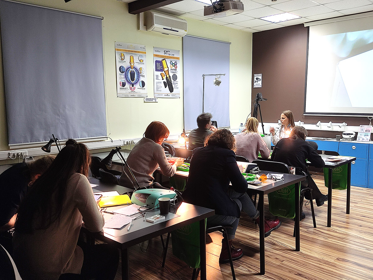 Прямые методы реставраций жевательной группы зубов