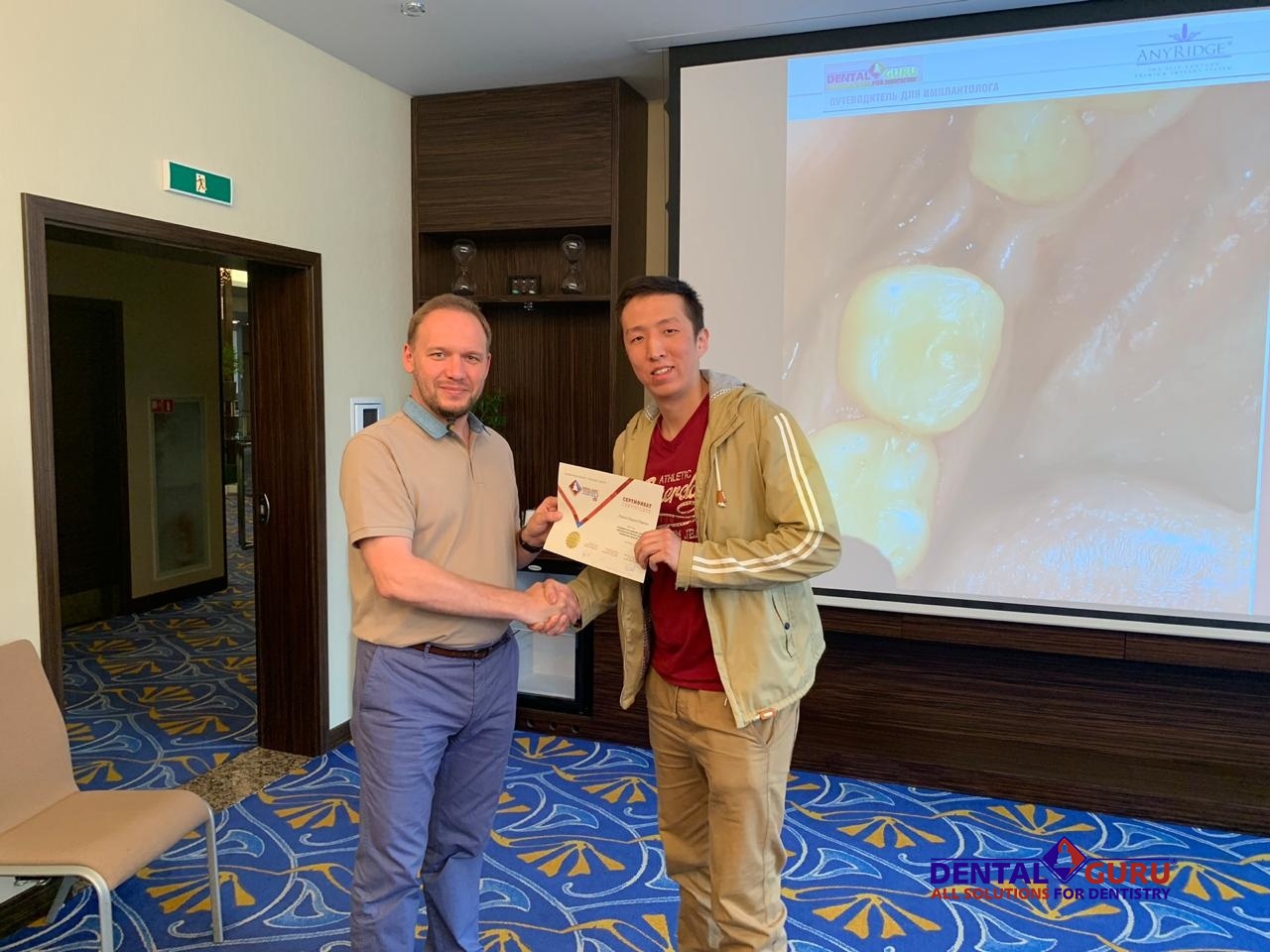 Атравматичное удаление зубов и методики наложения швов