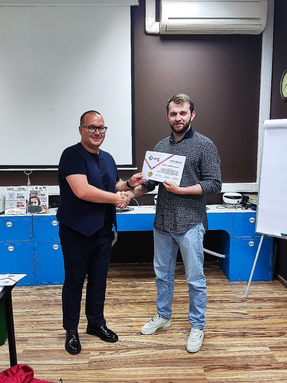 Стоматологическая реабилитация с помощью ангулированных имплантатов