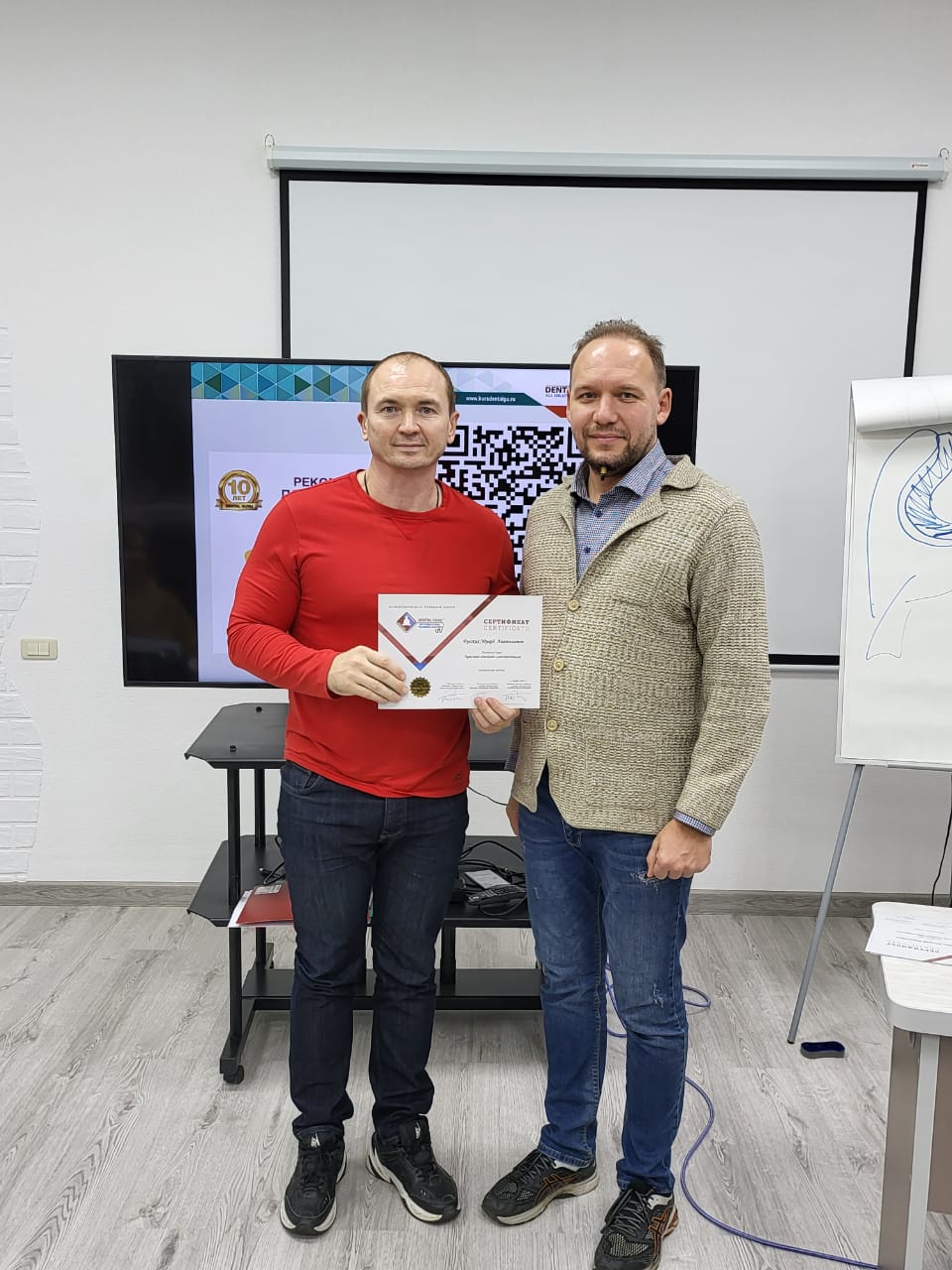 Практический мастер-класс: одномоментная имплантация и немедленная нагрузка