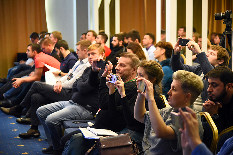 26 октября 2019, Екатеринбург: финальный аккорд Road Show Ховарда Глюкмана